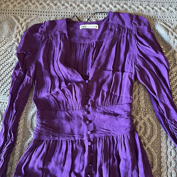 ZARA JACQUARD PUFF SLEEVE MIDI DRESS - Picture 13 of 14